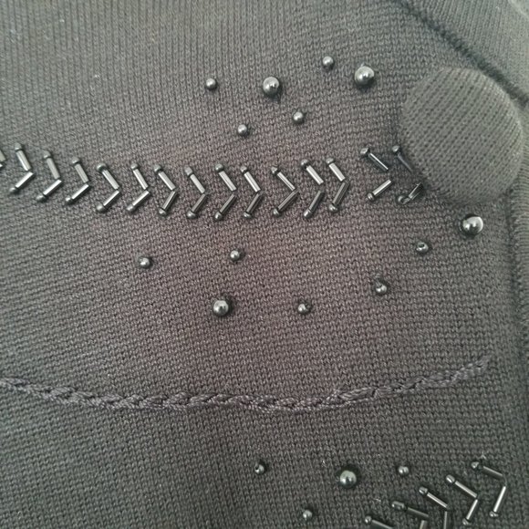 Black Blouse with Beaded Design Lightweight Acrylic Plus 3X - Picture 11 of 13